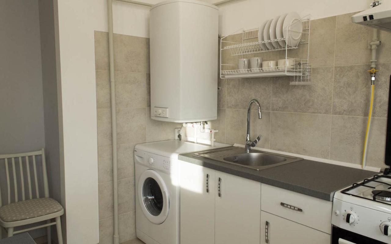 Cozy 2-Room Apartment On Zhvanetsky Boulevard Odesa Exterior foto